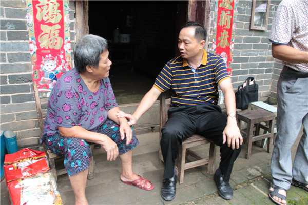 “一帮一联”助力扶贫攻坚