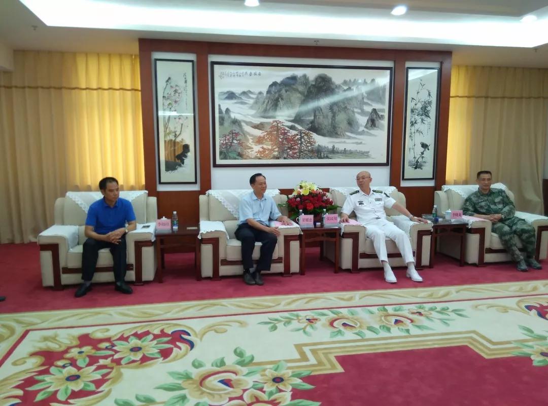向最可爱的人致敬——八一建军节双拥慰问活动