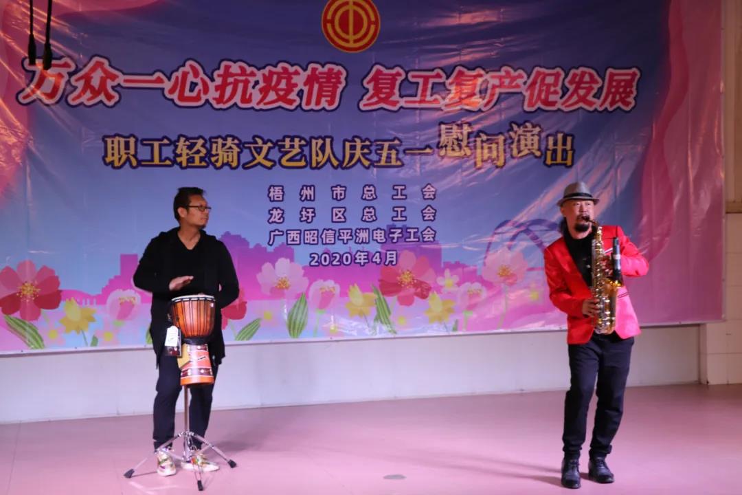 01.jpg