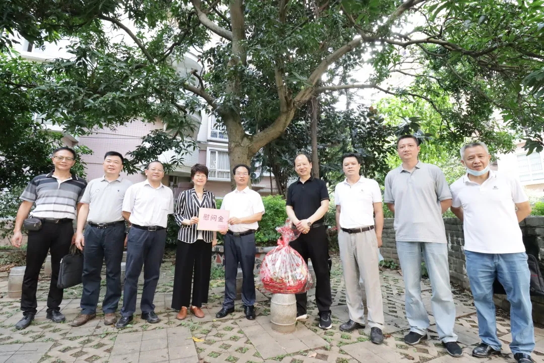 暖心！自治区总工会调研走访慰问组到我市开展调研走访慰问活动