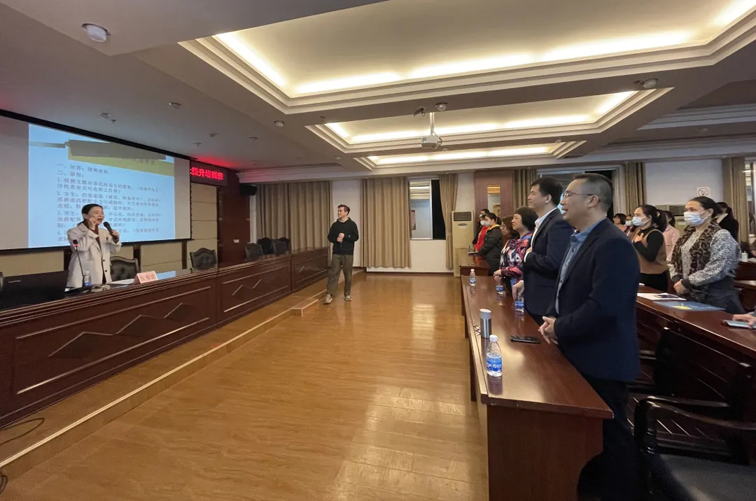 倾听纯粹的声音，以朗诵抒发美好