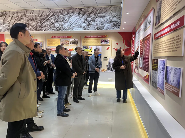 市茶业商会和侨商商会等商协会到市职工之家参观交流