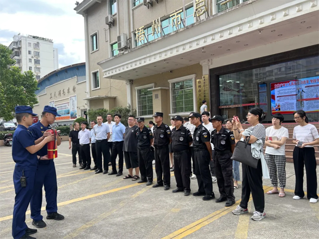 梧州市总工会与中国铁塔梧州市分公司等单位共同举行消防安全知识培训和应急演练